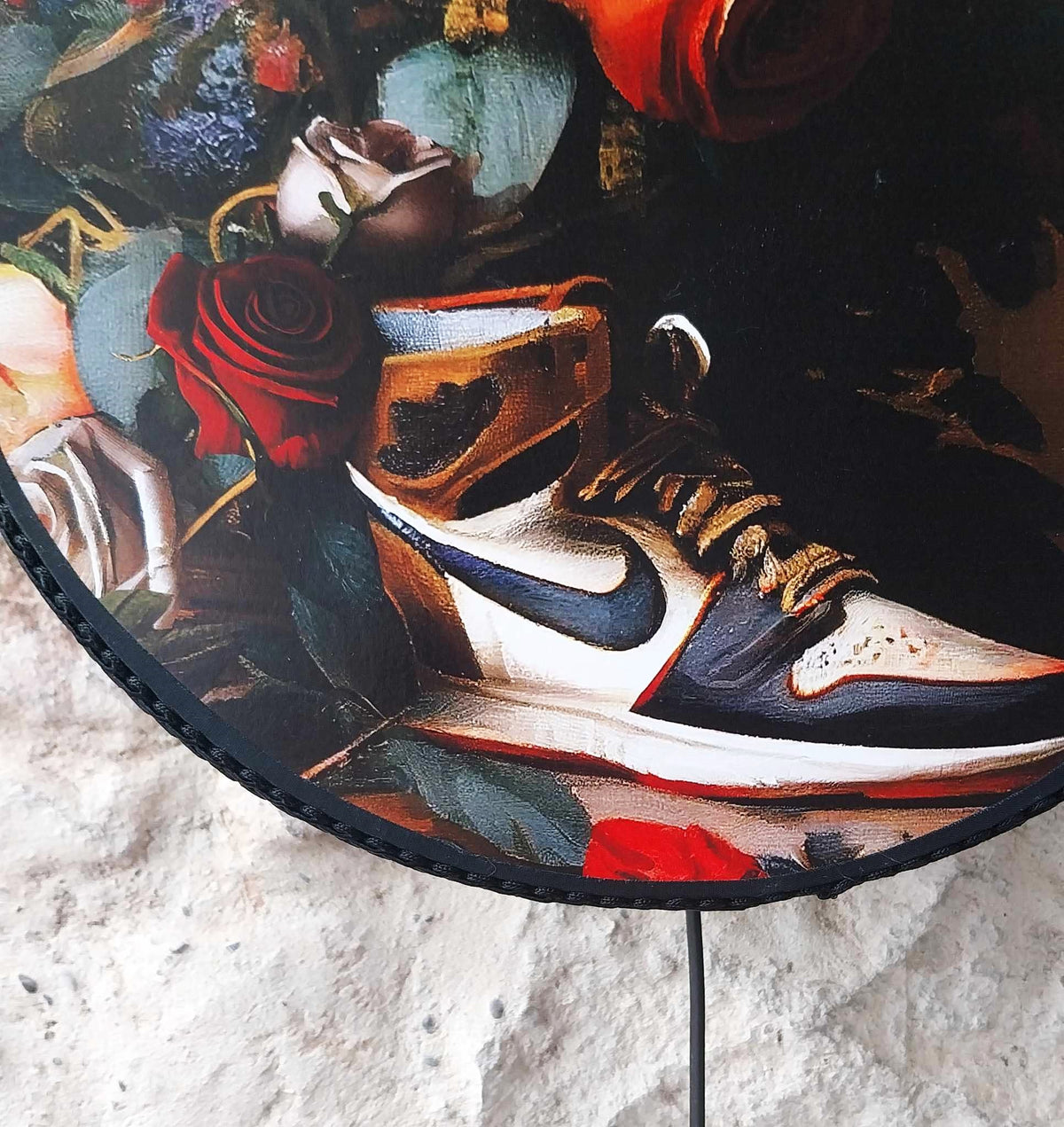 Applique murale ronde "Step up" , affiche original art, velours. Pièce unique.