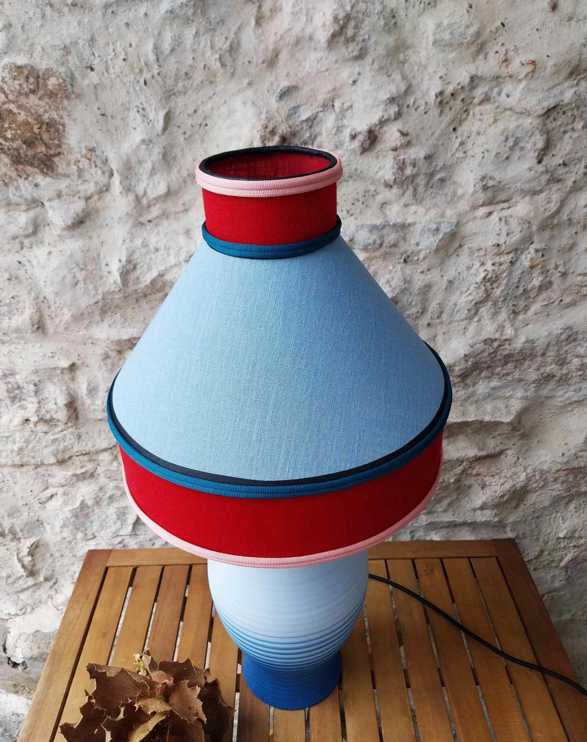 Lampe à poser vase céramique , abat-jour lanterne lin. Pièce unique.