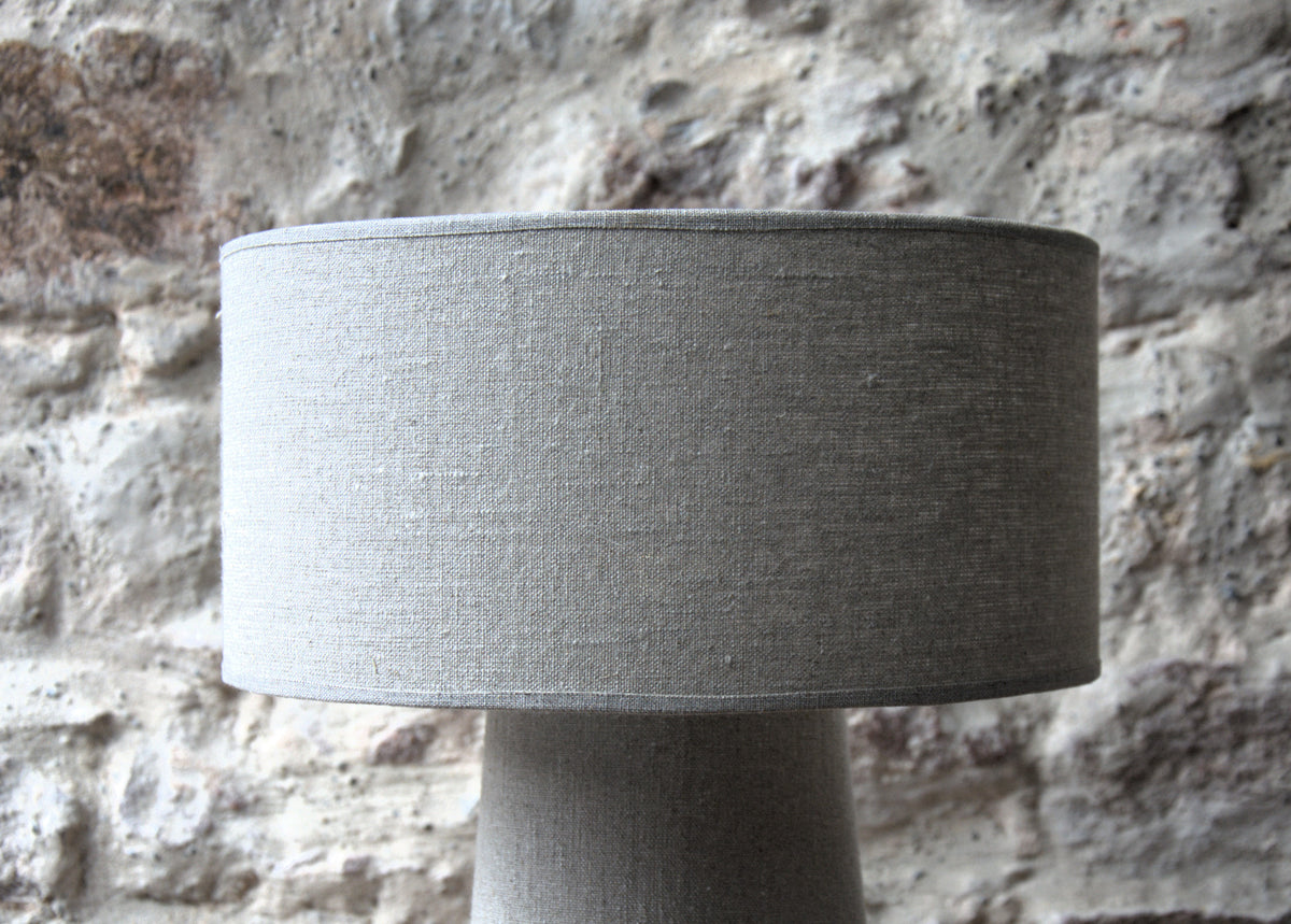 Lampe à poser "Atomique" lin brut . Pièce unique.