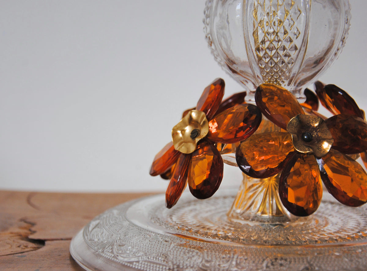 Lampe à poser Ambre, verrerie vintage et abat-jour lin. Pièce unique.