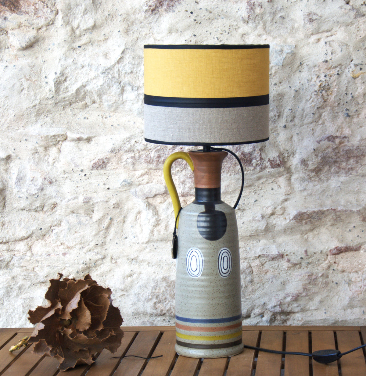 Lampe à poser Tijuana , vase grès et abat-jour lin. Pièce unique.
