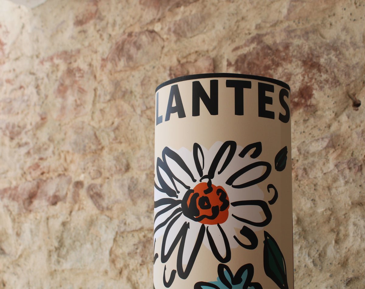 Lampe à poser "Zoe" abat-jour cylindrique sur trépied, affiche original fleurs et fruits.