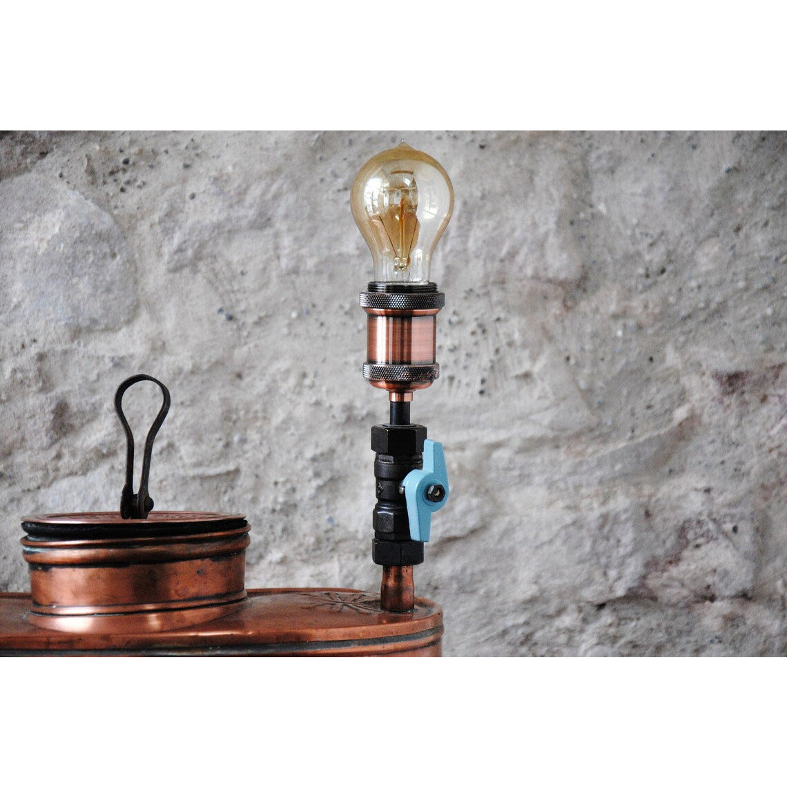 Lampe à poser sulfateuse en cuivre, Création luminaire Unique Lampe Récup Rose Gold, Lampe de plancher en Cuivre Steampunk Industrielle