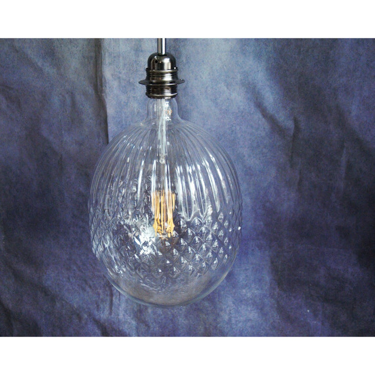 Suspension lumineuse Bellaluce , globe ampoule en verre et cristal de Bohème.
