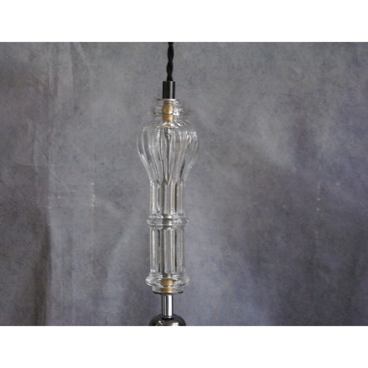 Suspension lumineuse Bellaluce , globe ampoule en verre et cristal de Bohème.