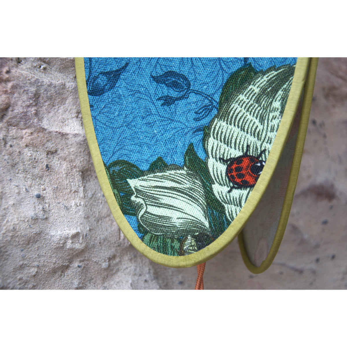 Applique papillon ovale abat jour lin bloomsbury garden