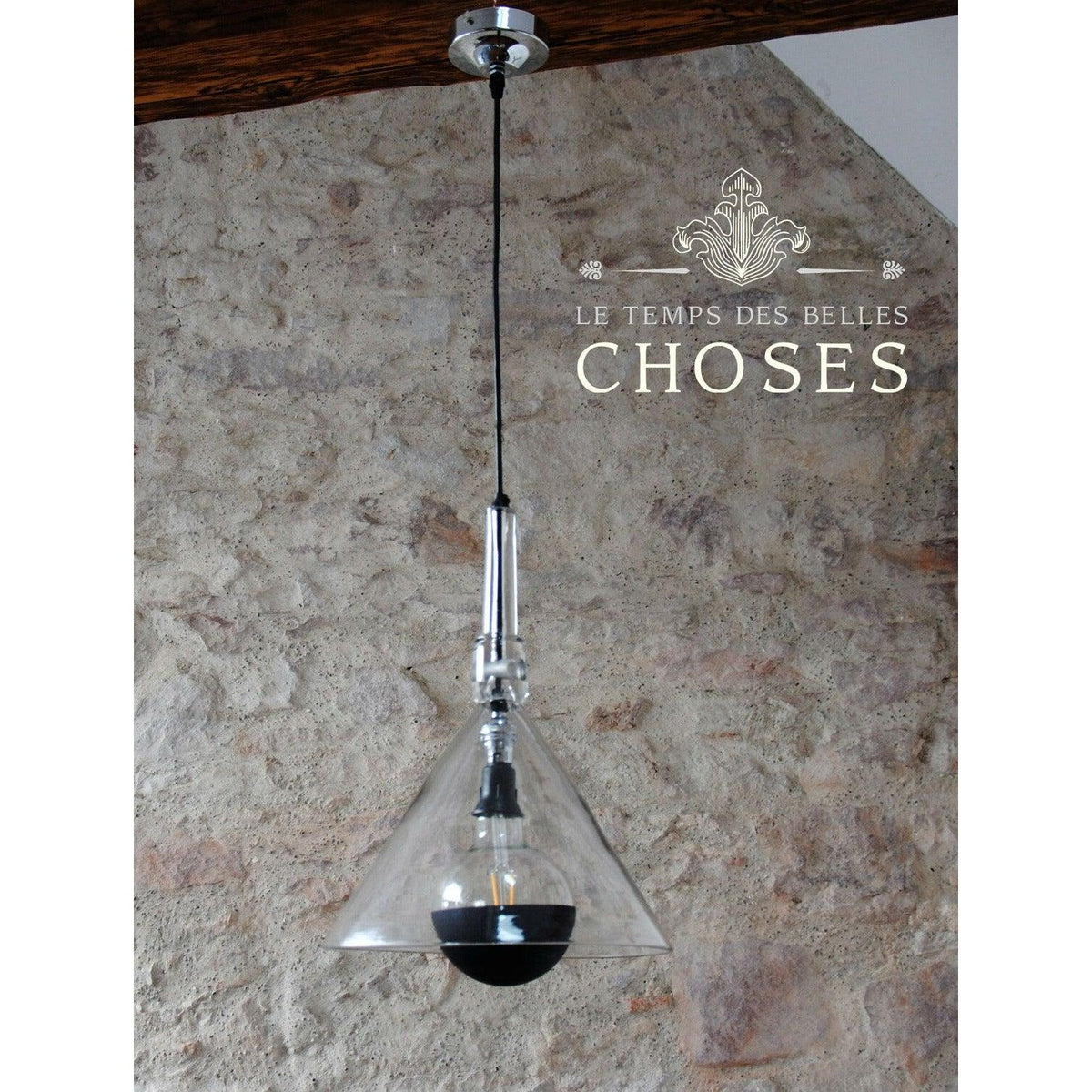 Suspension Luminaire Industrielle Abat-jour Verre Cone Transparent, Lustre Forme Conique, Suspension entonnoir de laboratoire Retro. - Letempsdesbelleschoses