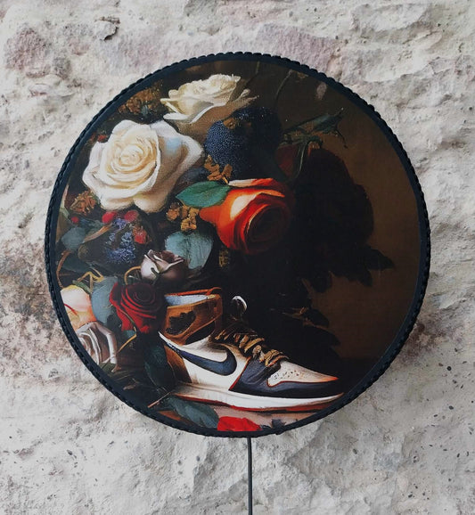 Applique murale ronde "Step up" , affiche original art, velours. Pièce unique.