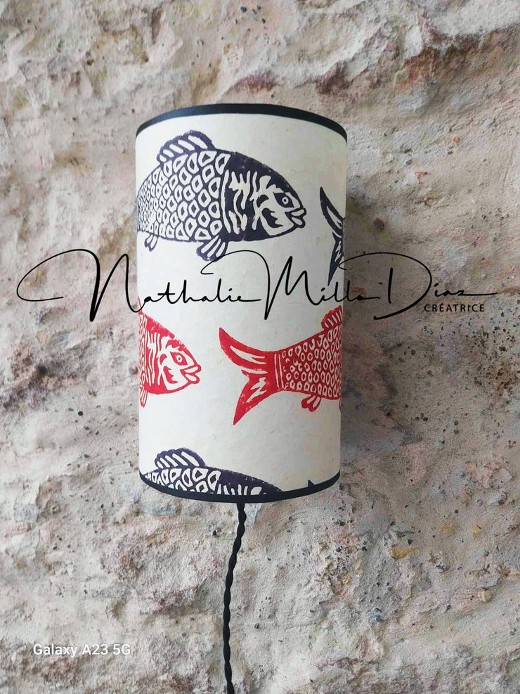 Applique murale tube papier lokta poissons.