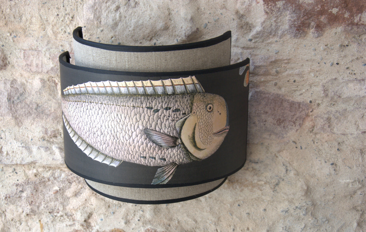 Paire d'appliques murales doubles "Acquario Black" Cole and Son et lin brut .
