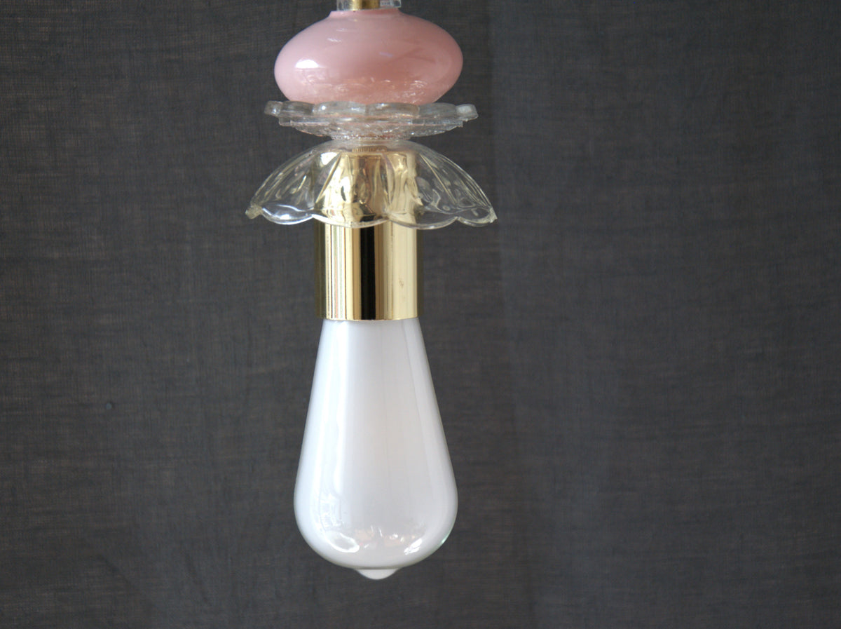 Lustre vintage "Colette" , verre, cristal , opaline. Série 3. Pièce unique.