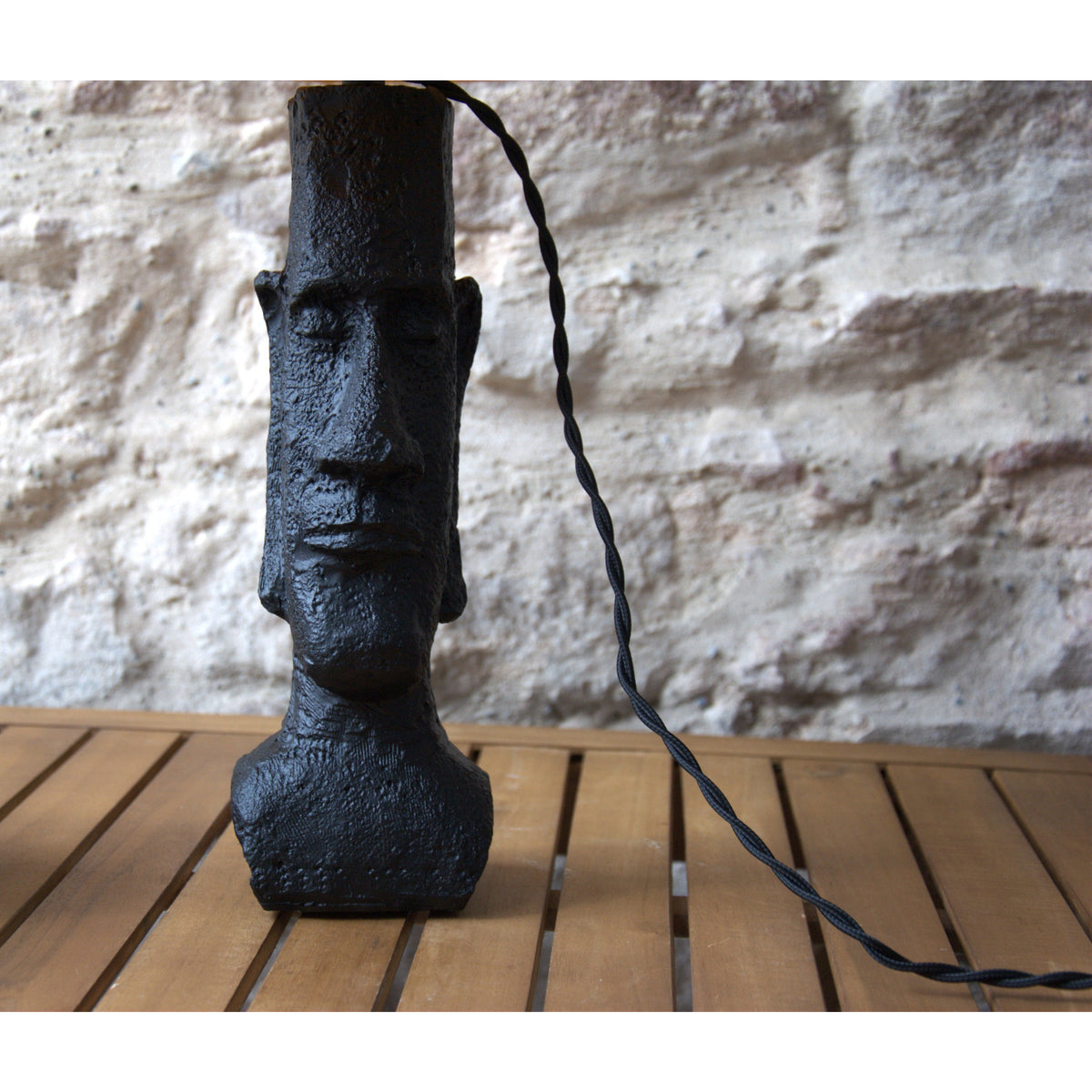 Lampe à poser Tyros abat jour conique lin, pièce unique.