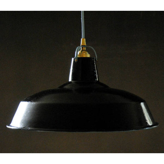 Suspension industrielle: " Se prendre une gamelle". Pièce unique.