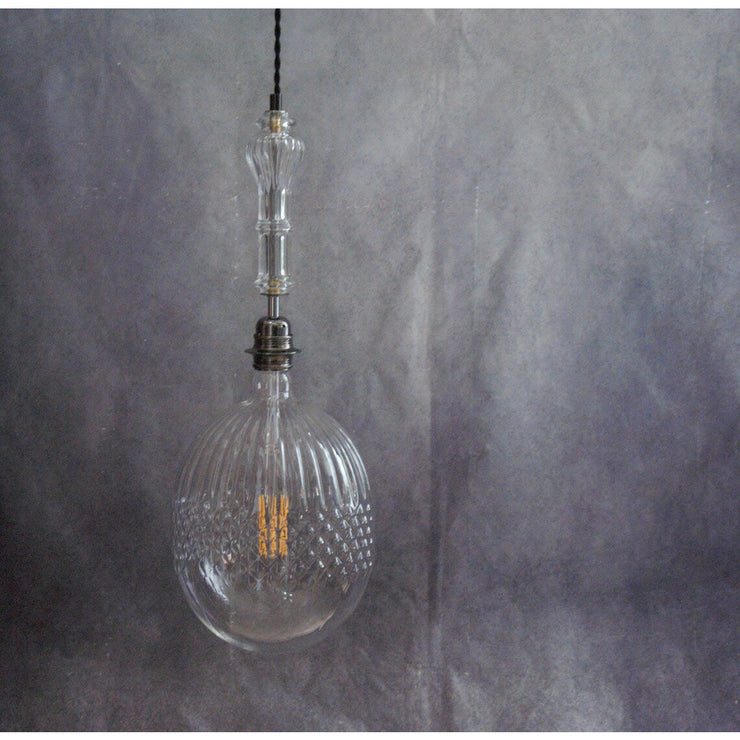 Bellaluce light suspension, bulb globe in glass and Bohemian crystal.