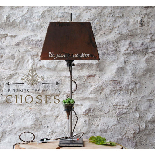 Lampe à poser support de chimie : "Un jour, peut être ". Pièce unique - Letempsdesbelleschoses