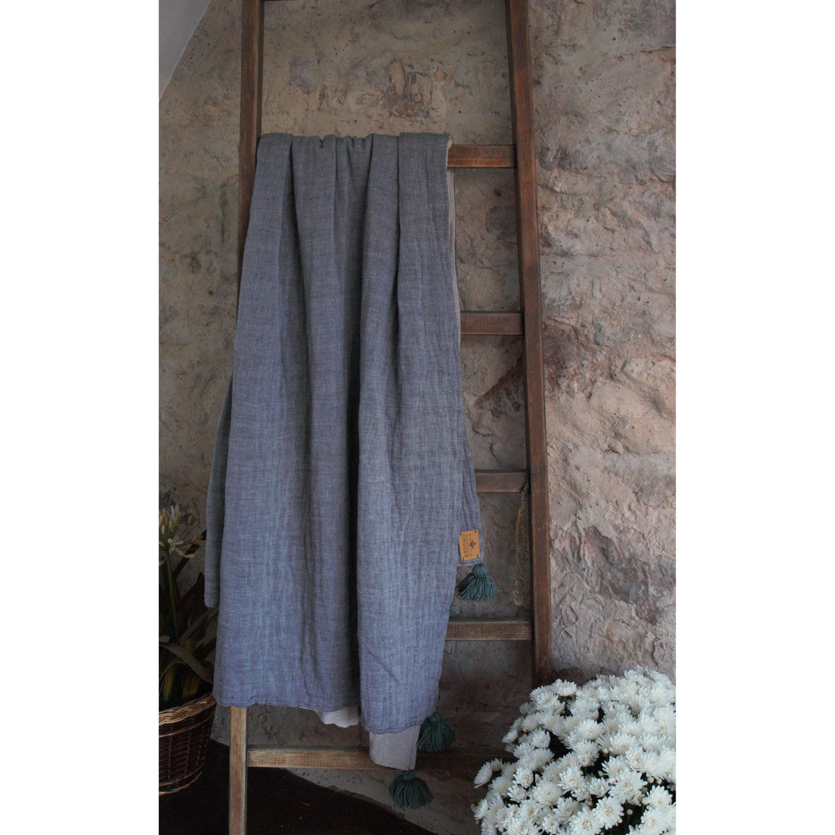 Plaid en mousseline de coton gris clair et blanc, couvre-lit en coton 100% bio extra doux. - Letempsdesbelleschoses