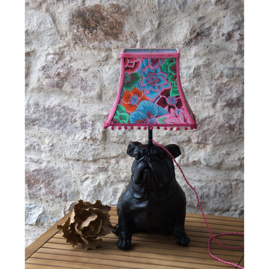 Lampe à poser Figaro, bouledogue anglais, abat-jour pagode tissu Kaffe Fassett Hellébores . - Letempsdesbelleschoses
