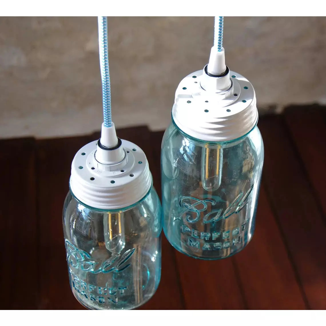 Blue Mason Jar Wall Light Fixture, Unique Farmhouse Modern Industrial Lighting Decor, Retro Farmhouse Bar Office Light Fixture Decor - Letempsdesbelleschoses