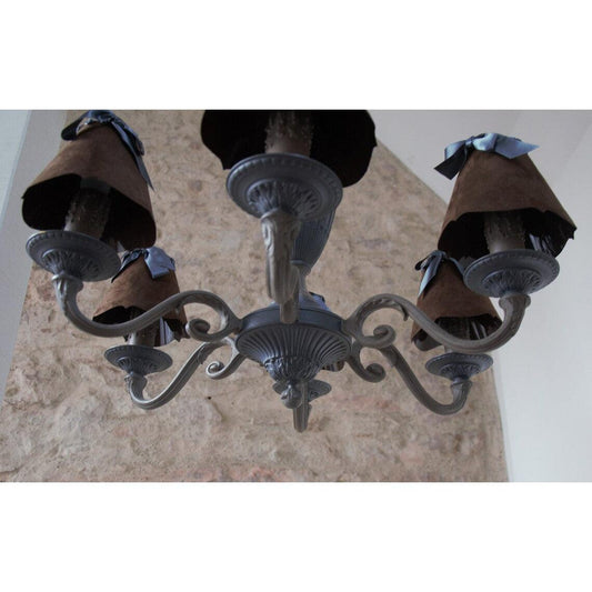 Grand lustre baroque en bronze patiné gris gustavien et taupe. Pièce unique. - Letempsdesbelleschoses